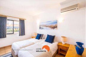#014 T1 Foxy J by Home Holidays